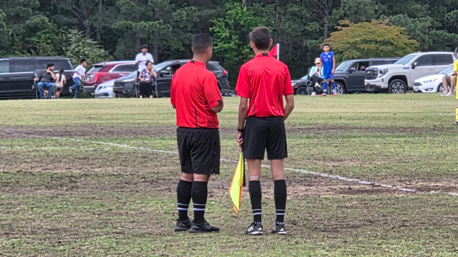 Alex signaling during a match
